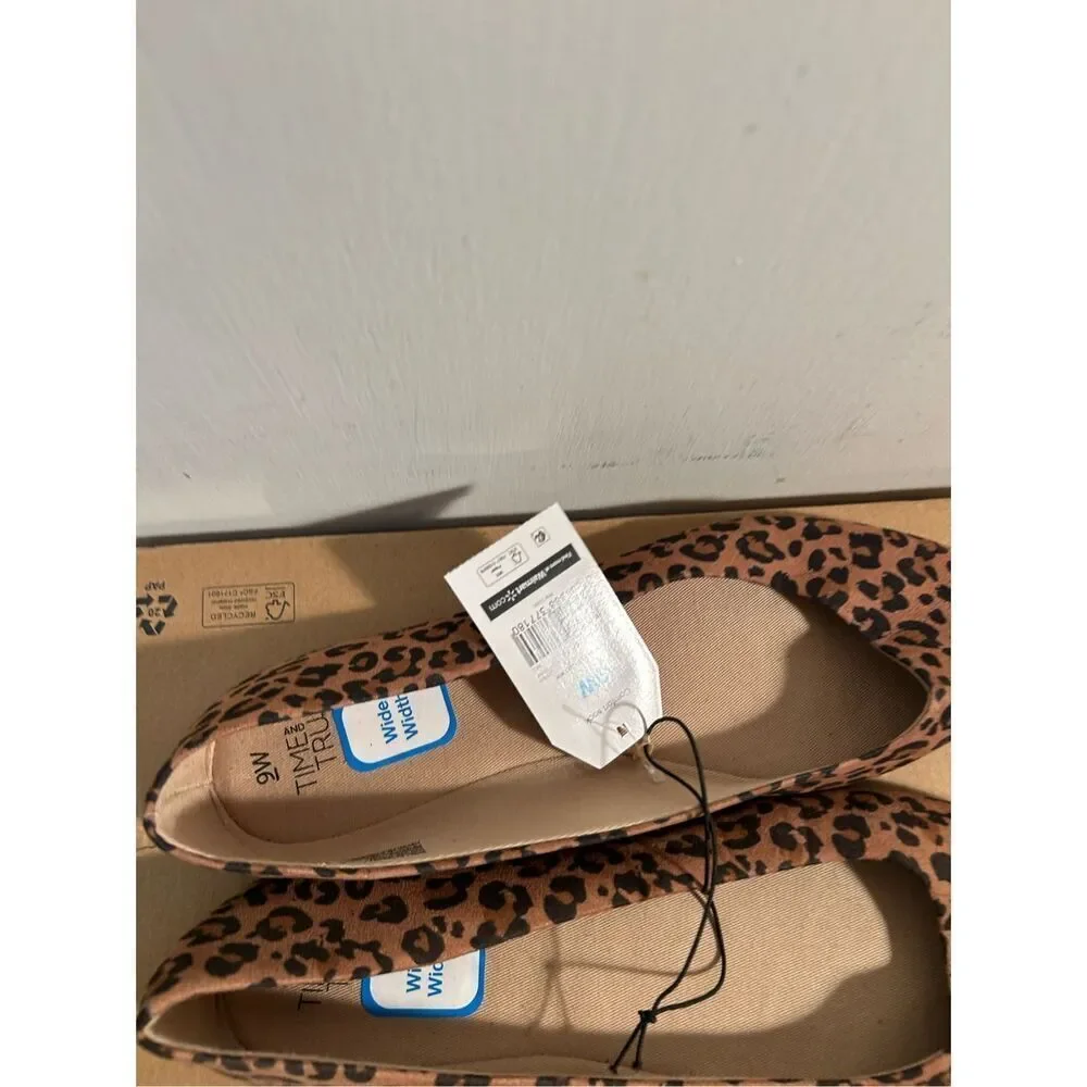 Time and Tru 9w animal print comfort flats shoes new